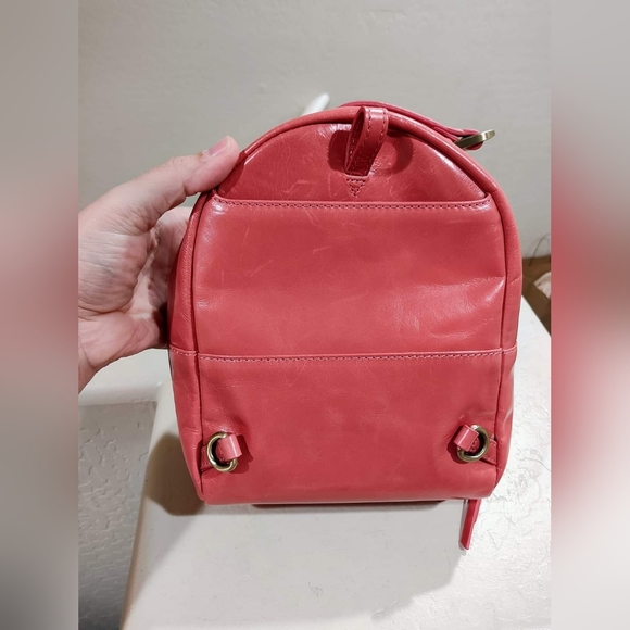 Hobo mini convertible backpack - Picture 2 of 6